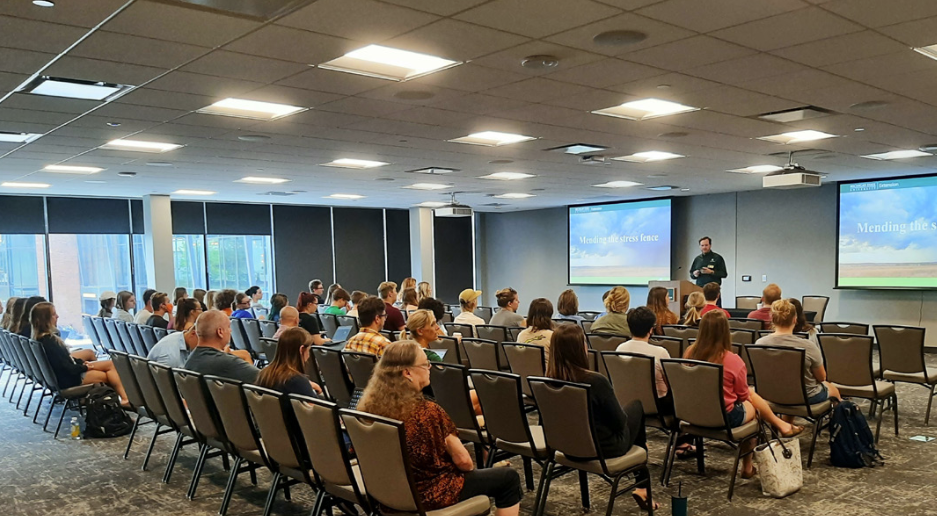 Image of a crowd of attendees at Farm Stress program work shop